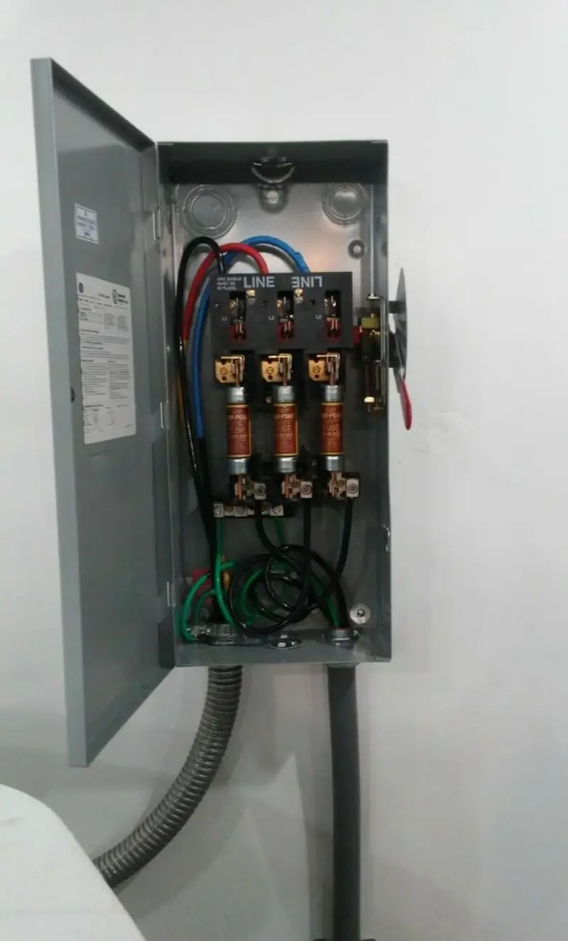 Three-phase disconnect switch installed for Electrical Wiring & Rewiring in Tiger Point